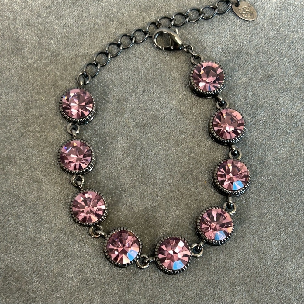 Pink Crystal rhinestone bracelet - Picture 7 of 7